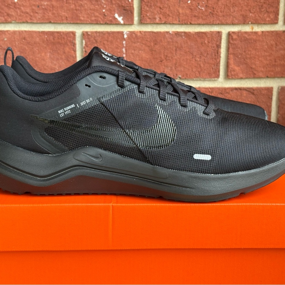 Nike Downshifter 12 4E Wide Triple Black Mens New Sneakers NIB Running Shoes